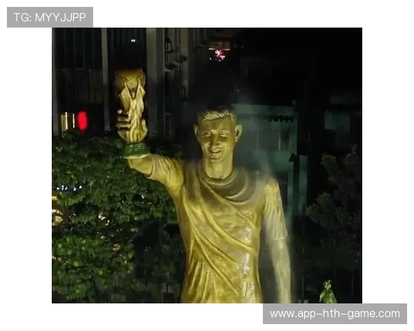 梅西雕像带动周边热销,梅西 雕像 梅西雕像带动周边热销,梅西 雕像