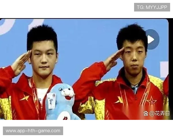 尹航:樊振东反手表现突出,状态持续向好,樊振东领队 尹航:樊振东反手表现突出,状态持续向好,樊振东领队